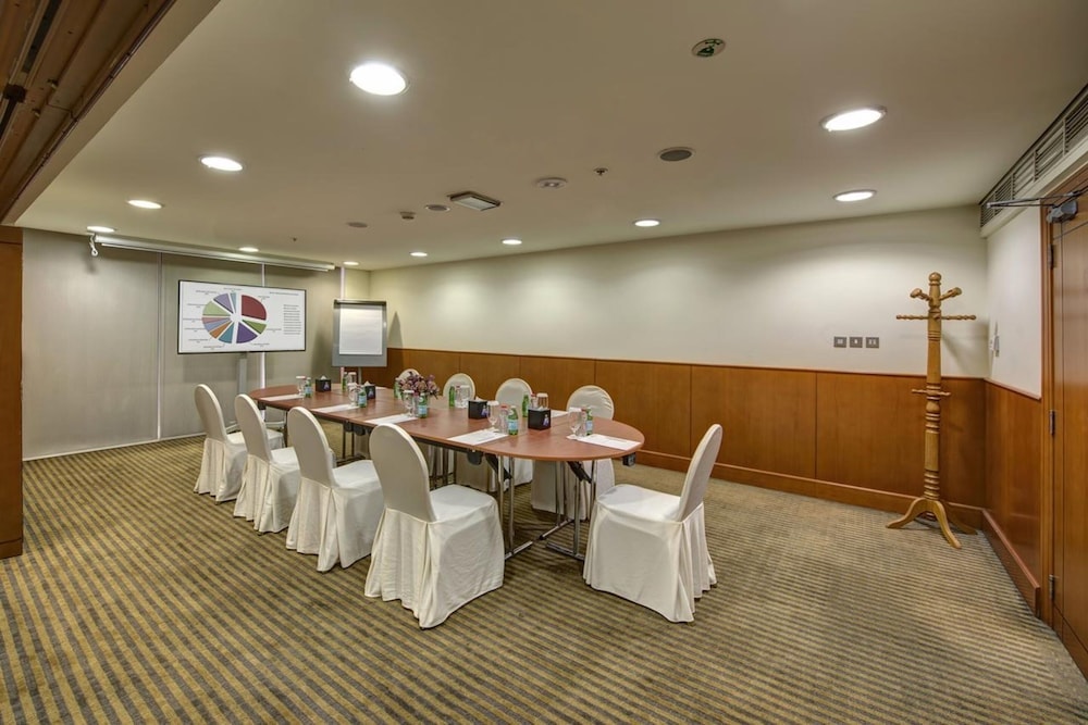 J5 Hotels - Port Saeed