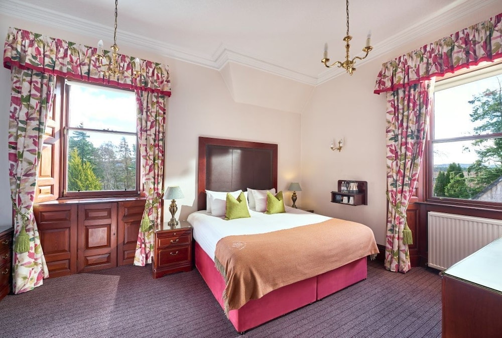 Lochardil House Hotel