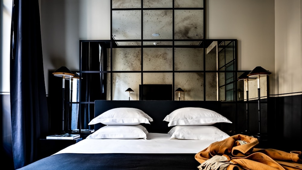 Monsieur George Hotel & Spa – Champs Elysées