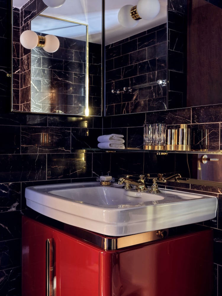 The Manner, The Unbound Collection by Hyatt