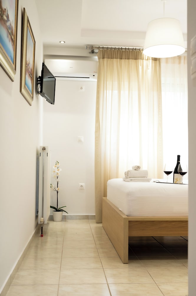 Keratea Luxury Villa - Athens Airport