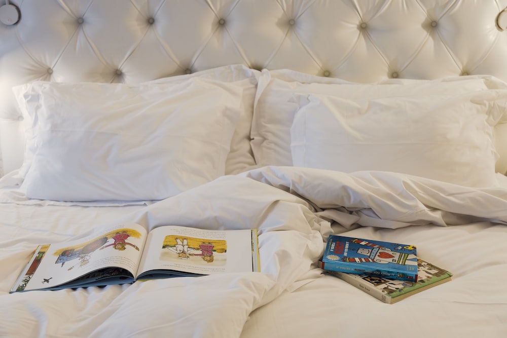 Vineyard Hotel