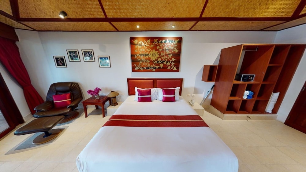 Friendship Beach Resort & Atmanjai Wellness Spa
