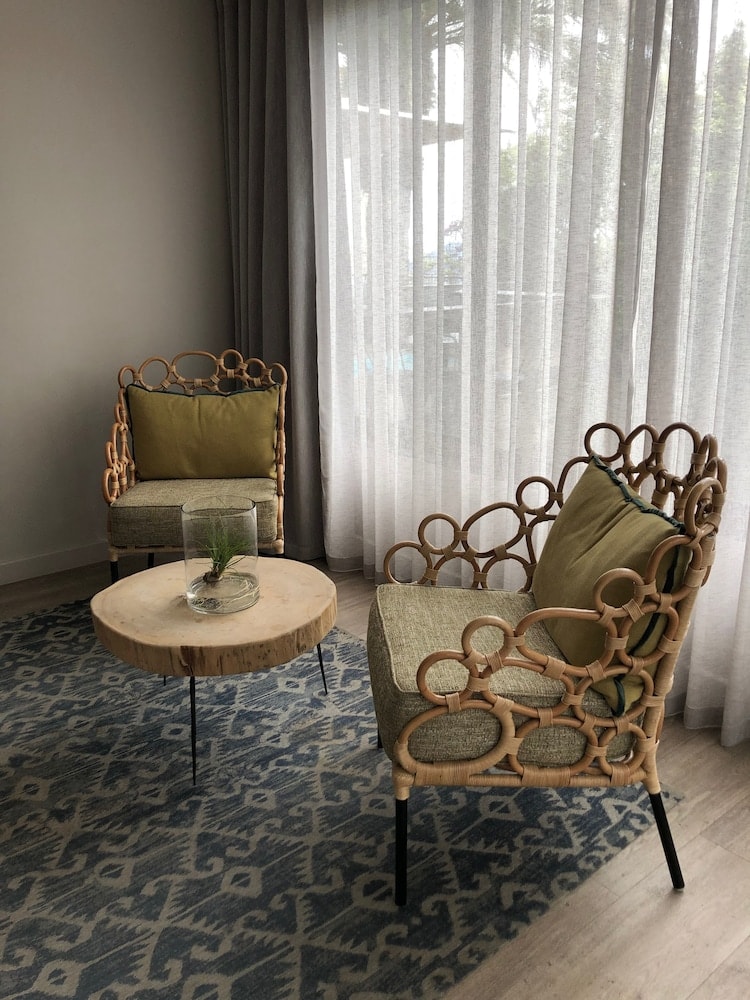 The Tree House Boutique Hotel