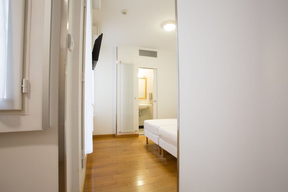 Hôtel Darcet Paris