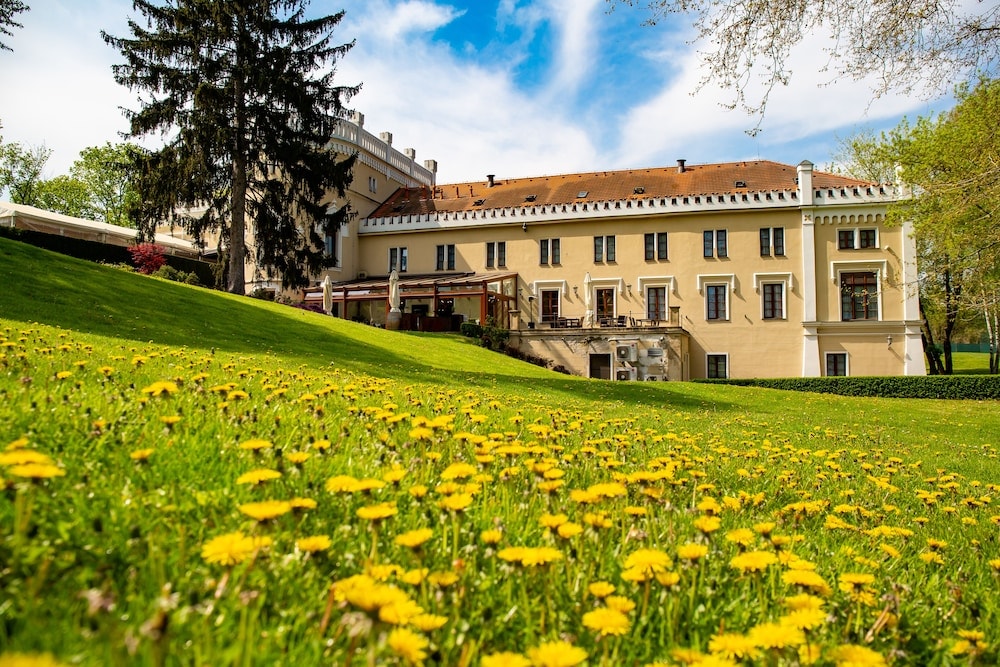 Chateau St Havel