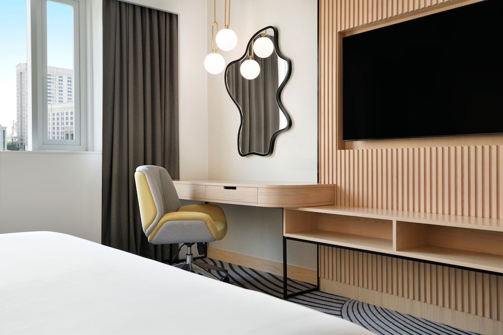 Crowne Plaza Dubai Jumeirah by IHG